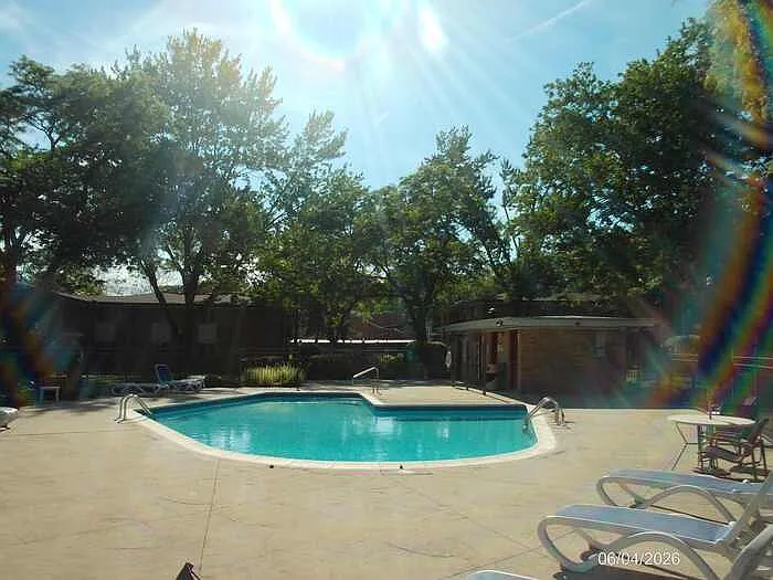 1253 Island Dr #104 — Photo 11