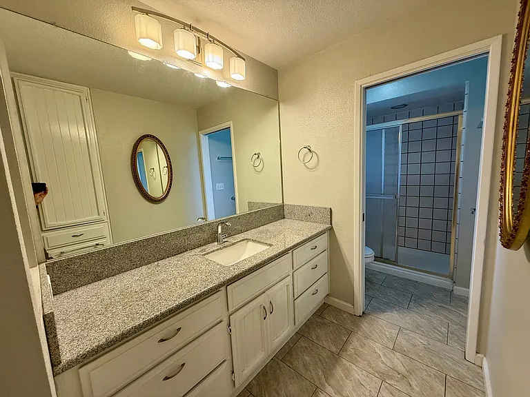 1405 Fransen Ln — Photo 30