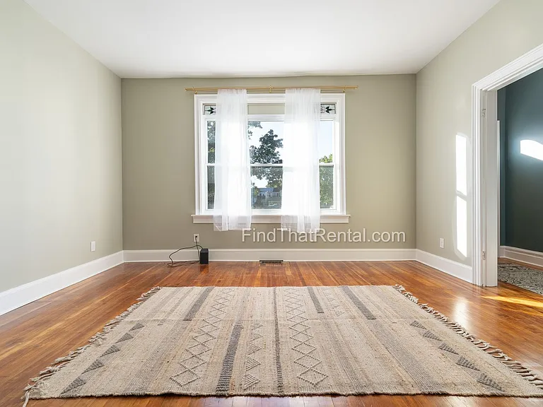423 N Bedford St — Photo 7