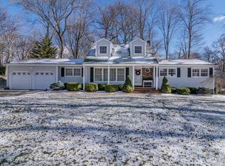 16 Misty Mountain Rd, Randolph, NJ 07869