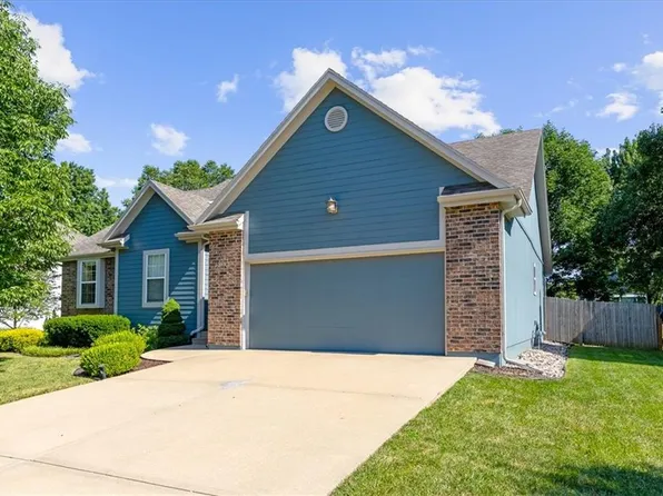 18173 W 157th St, Olathe, KS 66062