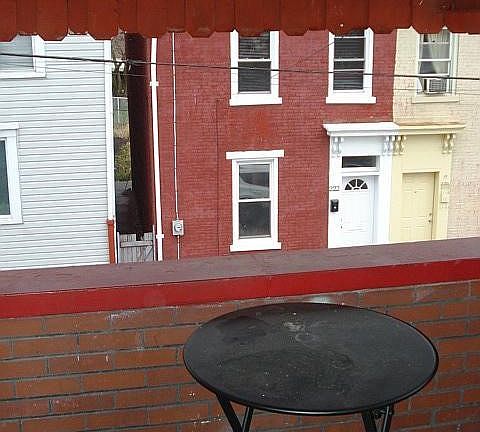 2nd image of 223 42nd St
