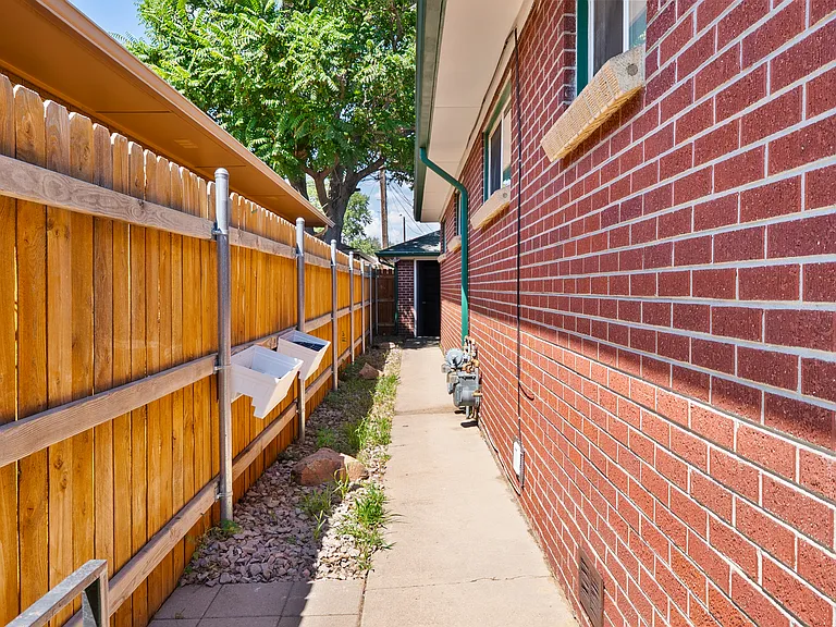 3651 Forest St — Photo 34