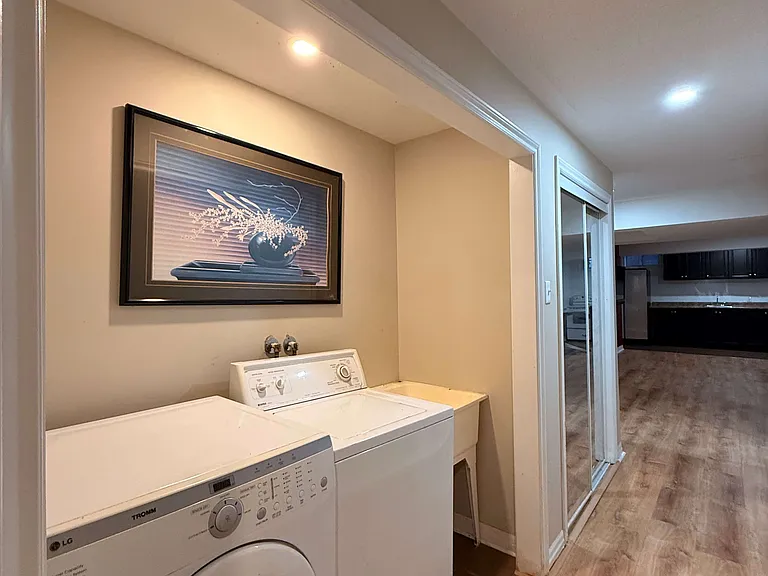 294 Wildberry Cres #BASEMENT — Photo 15