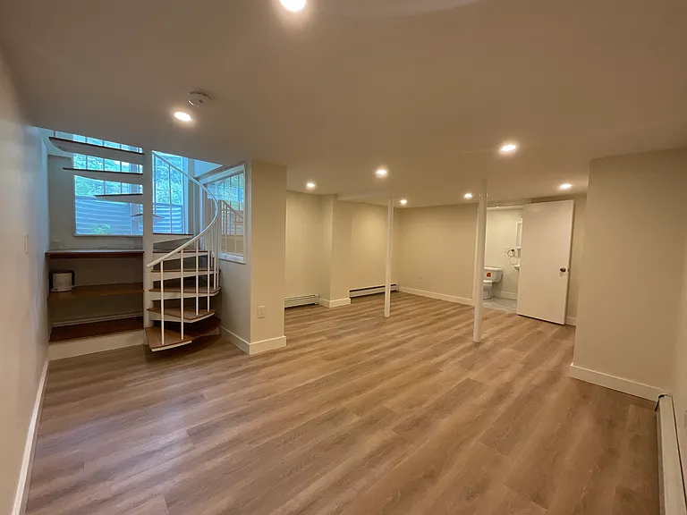 49 Irving St #3 — Photo 11