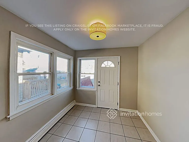 4623 N Kilbourn Ave — Photo 8