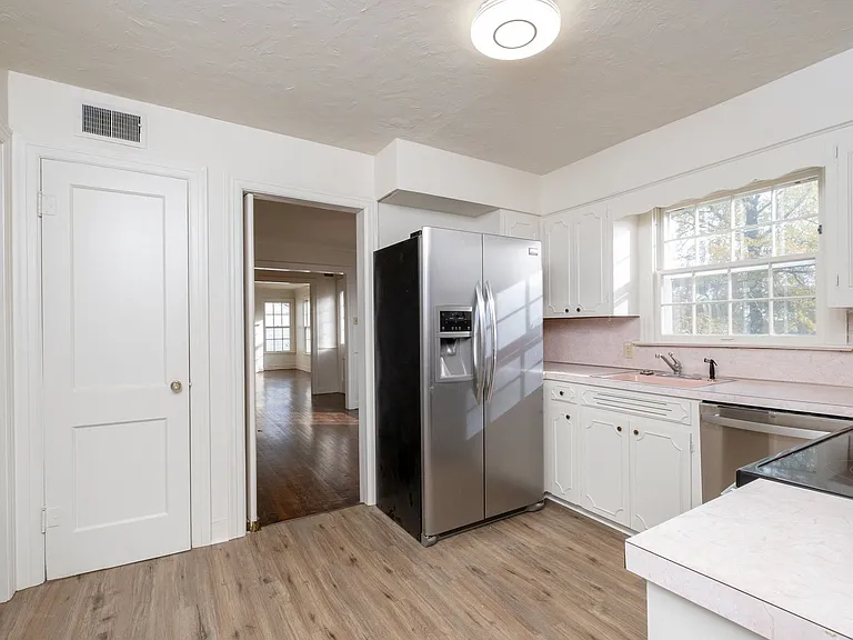 505 Skyline Dr — Photo 20
