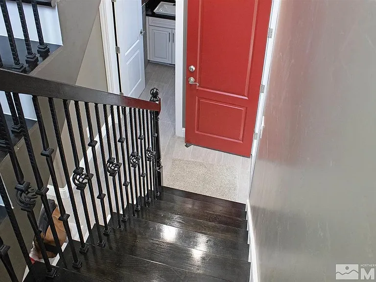 448 14th St — Photo 11