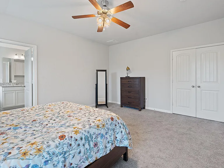 307 Parkside Dr — Photo 21