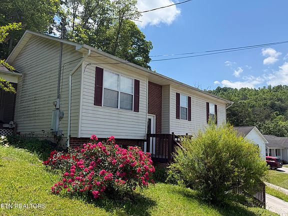 5th image of 8946 Heathercrest Dr
