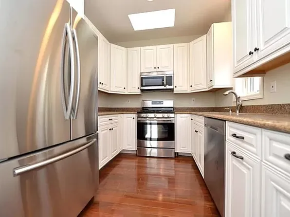 119 Norfolk Street 2 image 3 of 19