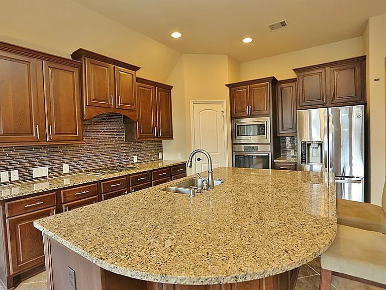 6707 Miller Shadow Ln — Photo 11