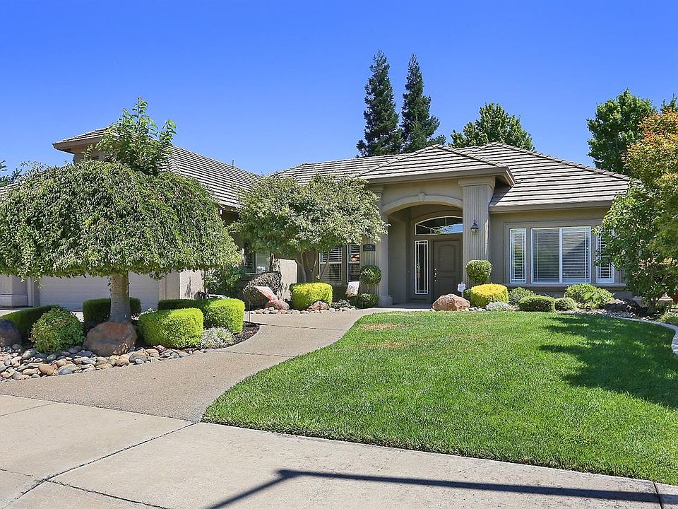 1st image of 19546 Windwood Dr