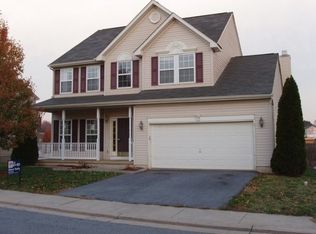 85 Sternway Dr, Charles Town, WV 25414