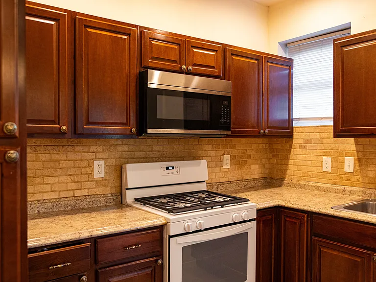 505 Denison St #1 — Photo 29
