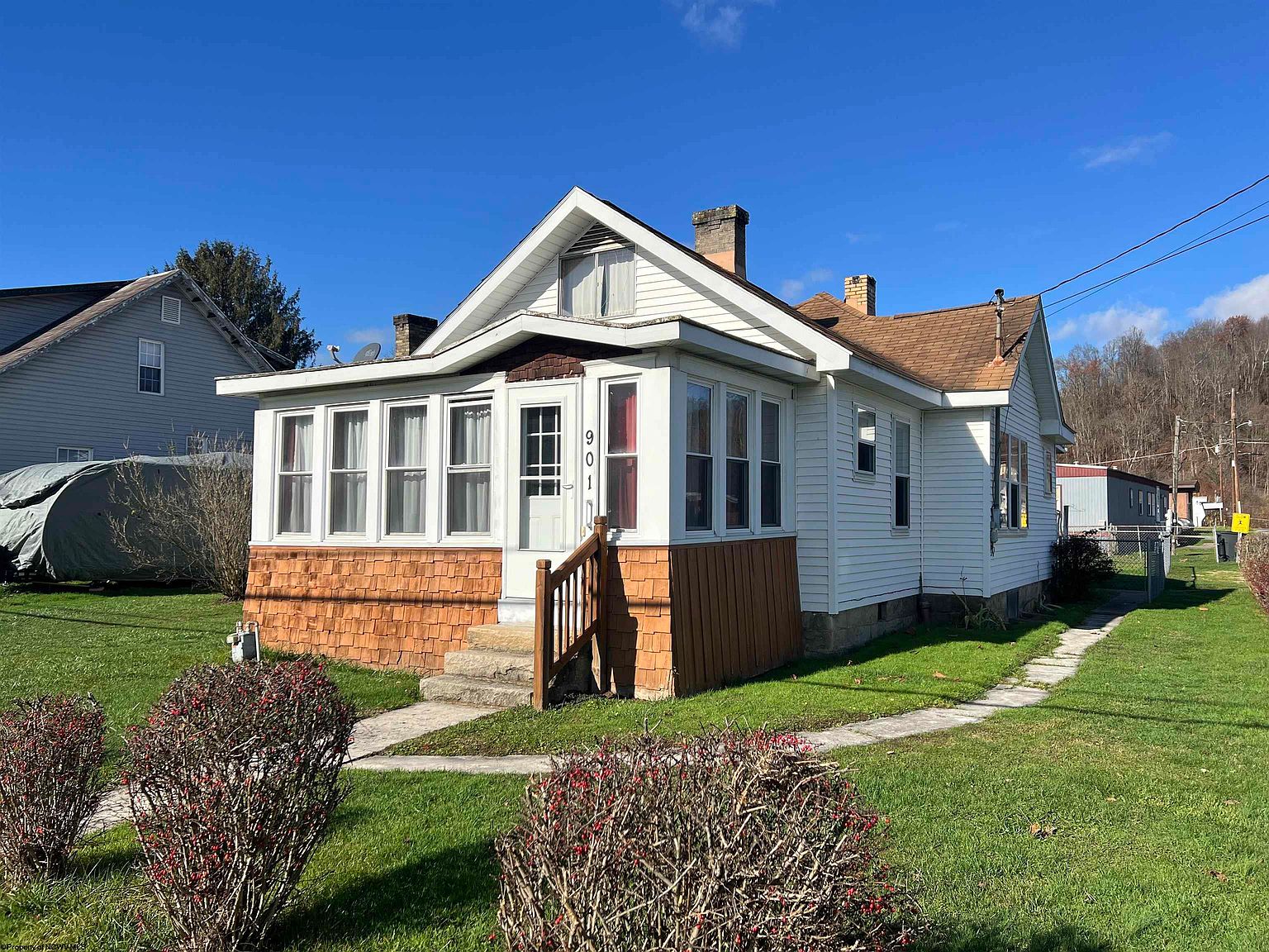 901 Saxman St, Barrackville, WV 26559 | Zillow