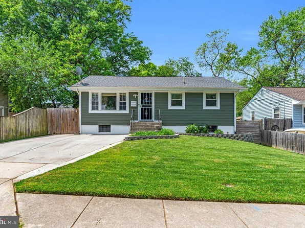 2104 Orchard Pl, Landover, MD 20785