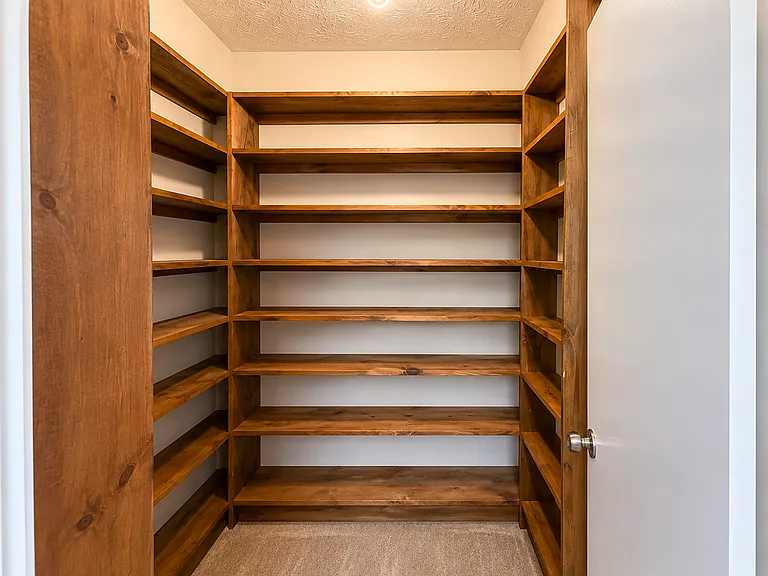 1710 Underwood Dr SE — Photo 12
