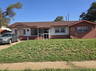 2909 E Baylor St, Lubbock, TX 79403