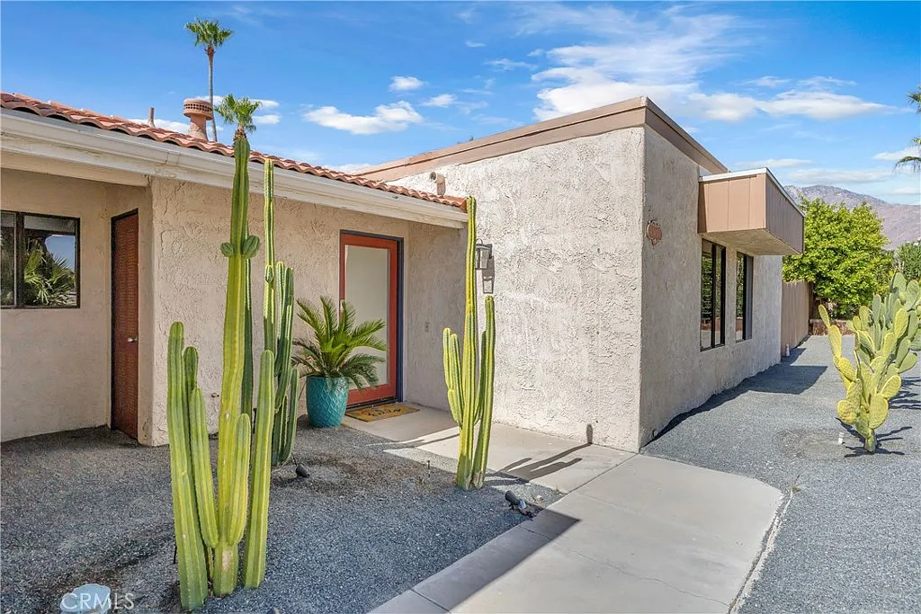 2 bed, 2.0 bath, 1620 sqft, $3,500 — Photo 4