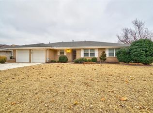 1100 Queensboro Pl, Yukon, OK 73099