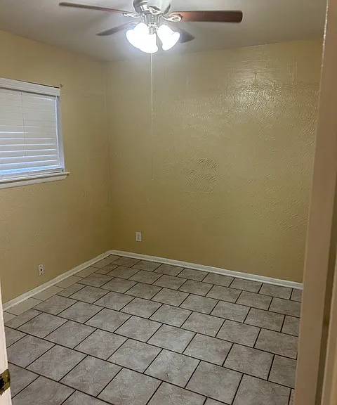 11009 Valley Star Dr — Photo 4