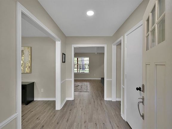 3rd image of 22118 Kenchester Dr