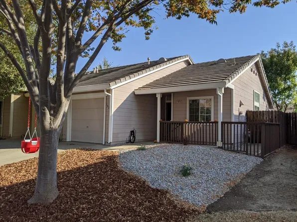 1426 Escolar Ct, Davis, CA 95618