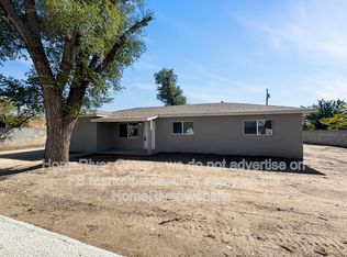 1808 San Ygnacio Rd SW, Albuquerque, NM 87105