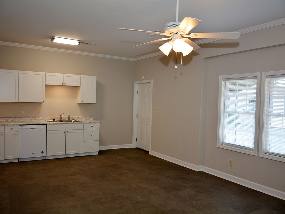 Open Kitchen next to the livingroom
