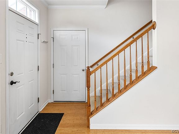 5th image of 6900 Alder Grove Dr
