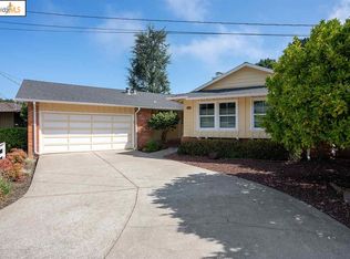 13040 Brookpark Rd, Oakland, CA 94619