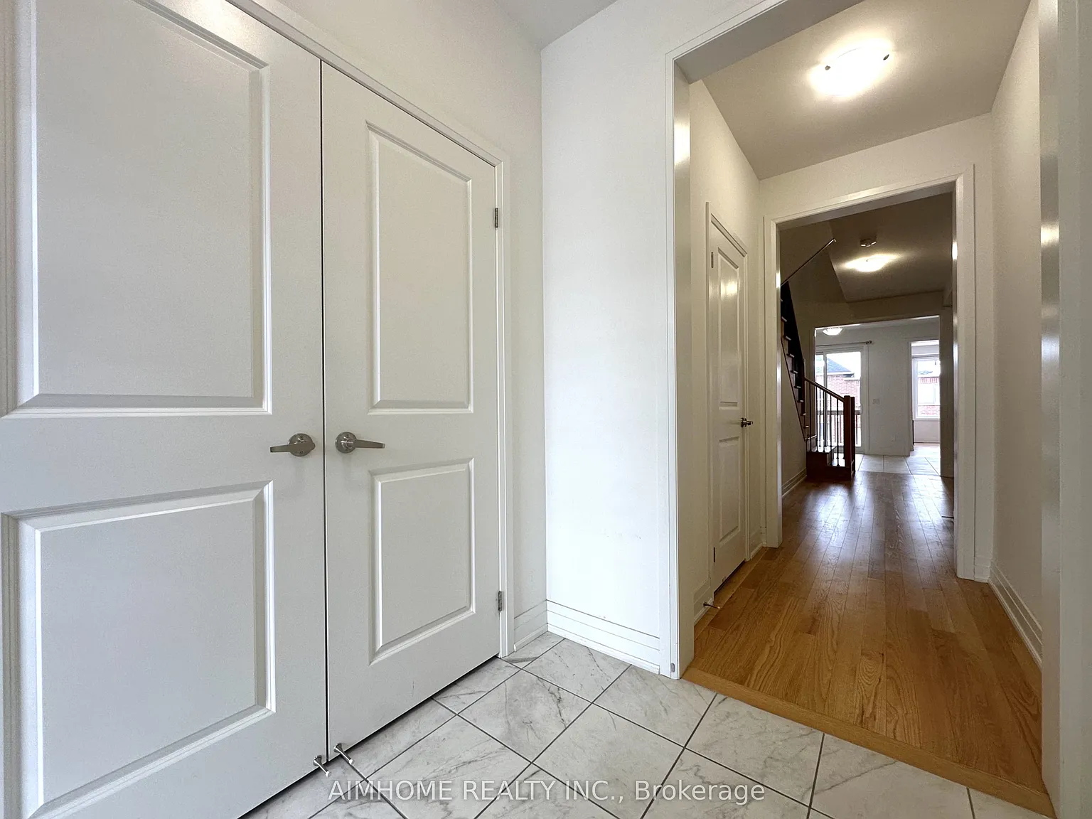 4 bed, $3,200 — Photo 2