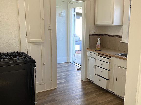 4th image of 136 N Princeton Ave #136