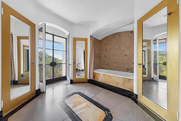 Sold by Argo Residential | media 14