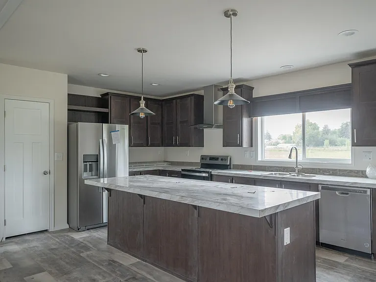 657 N 3565 E — Photo 3