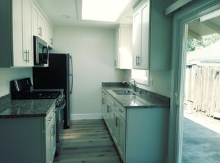148 Walker Dr, Mountain View, CA 94043