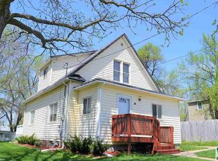 255 Paxton St, Sioux City, IA 51105