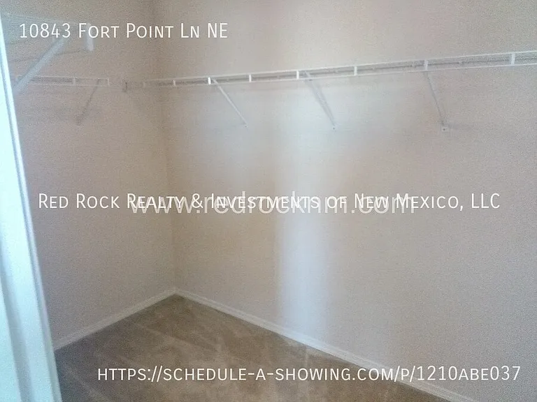 10843 Fort Point Ln NE — Photo 17