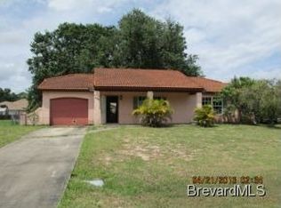 383 Fuller St SE, Palm Bay, FL 32909