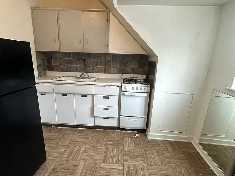 357 N Grant St #3 — Photo 6