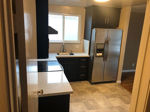 4th image of 48 Canterbury Ave