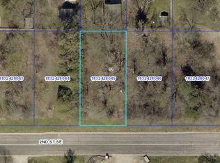 1102 2nd St SE, Faribault, MN 55021