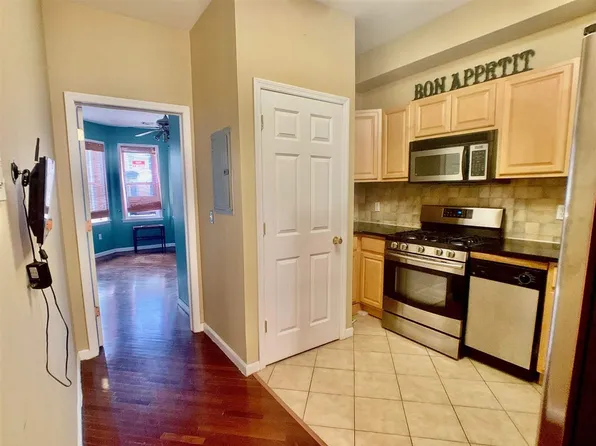 3481 Kennedy Boulevard image 5 of 21