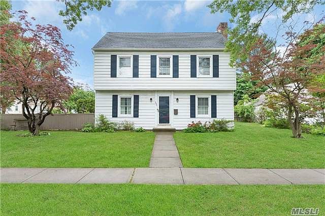 1st image of 282 Crowell St