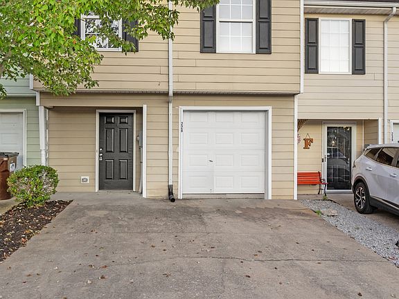 2nd image of 228 Bass Pond Glen Dr