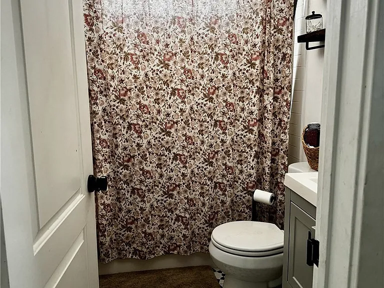 724 Cordelia Ave — Photo 10