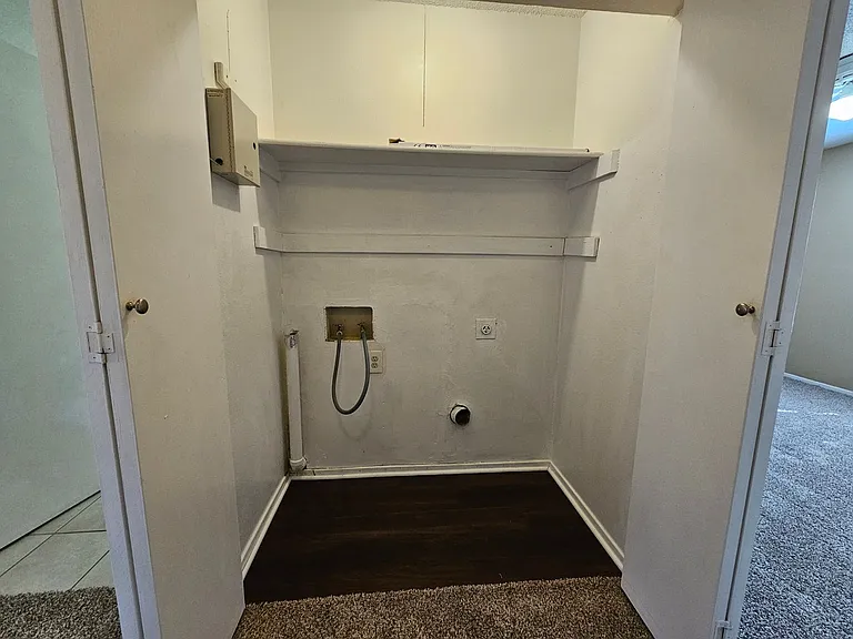 202 Samuel Blvd #3C — Photo 18