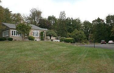 5th image of 107 French Ln