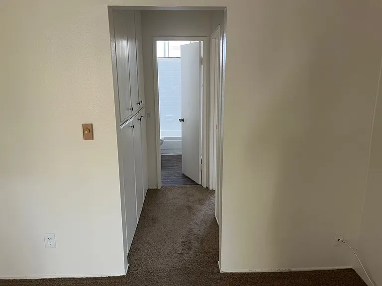 4377 Marlborough Ave — Photo 8